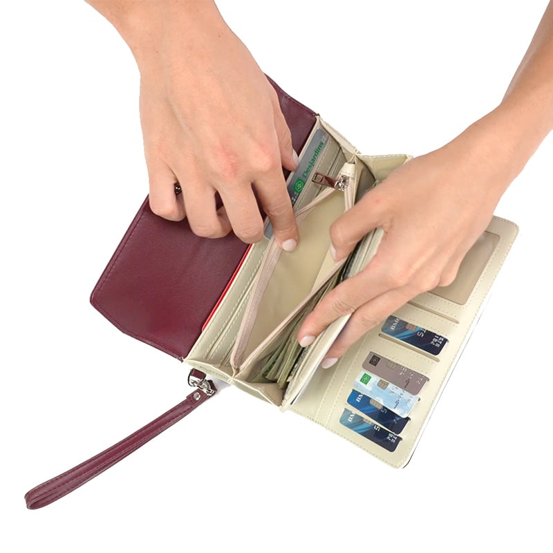 The Pragma Wallet: Maximum Organization, Sleek Design